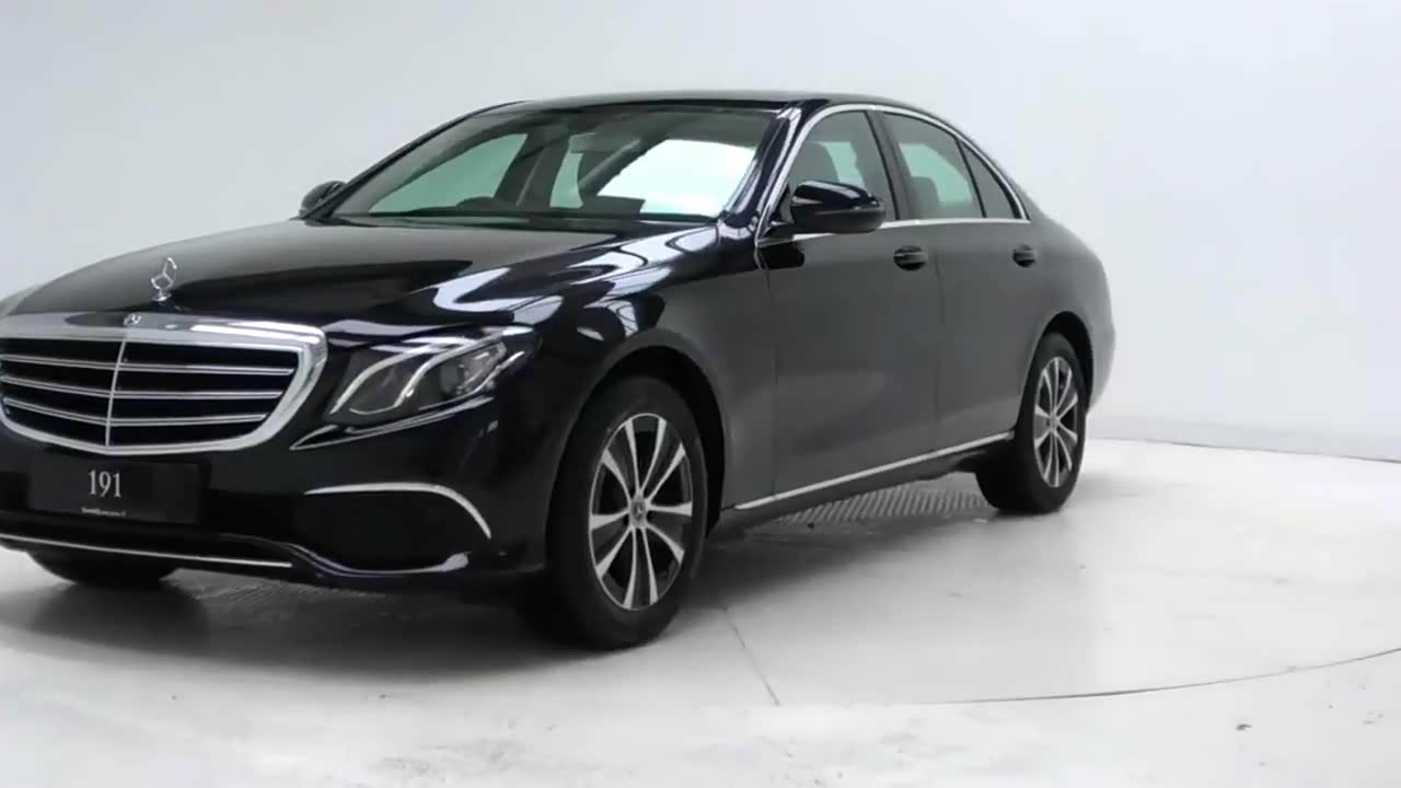 最新款奔驰e220d不愧是豪车,摁下钥匙不再考虑奥迪