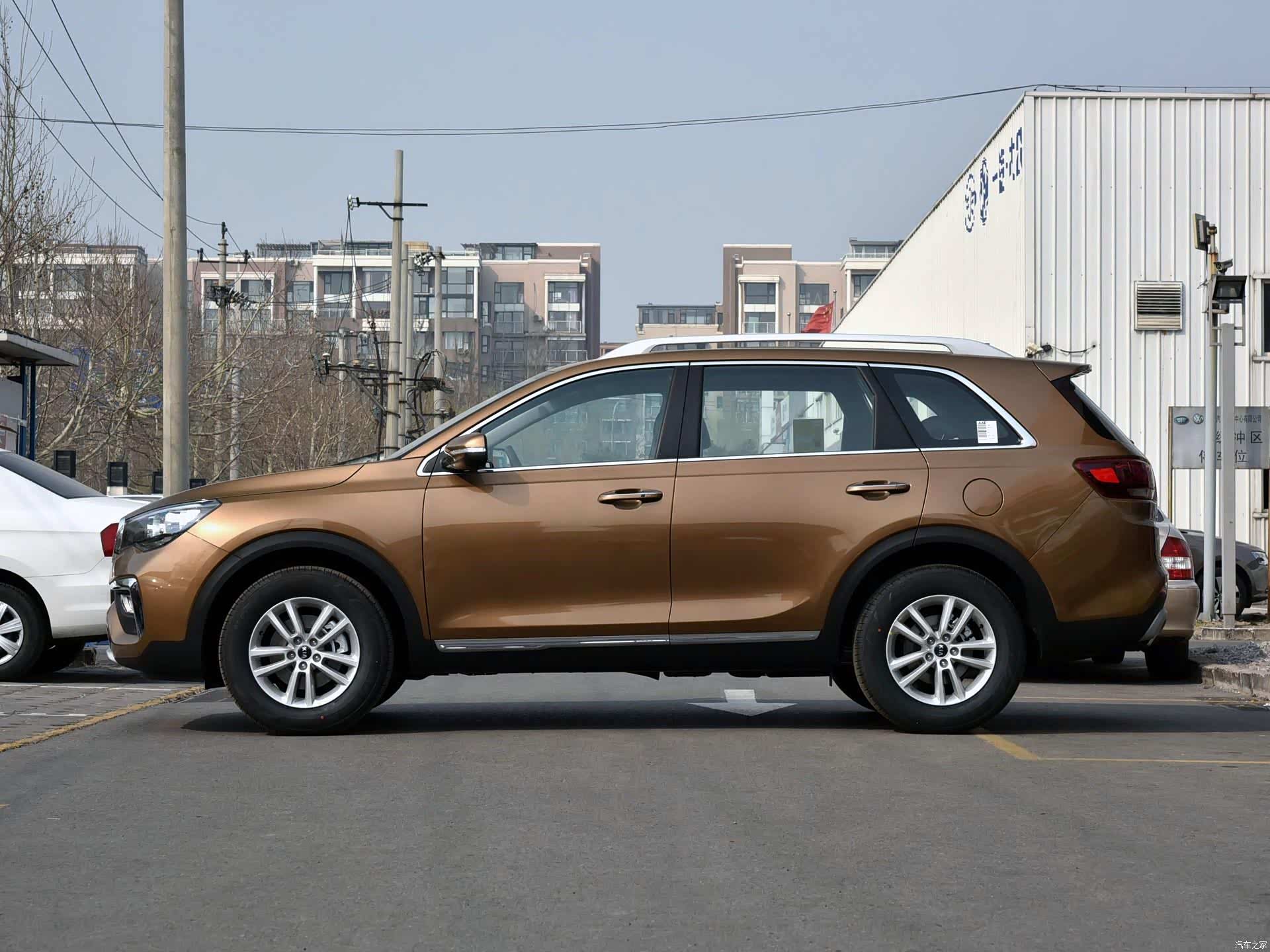 起亚k7,你会喜欢这款车吗?