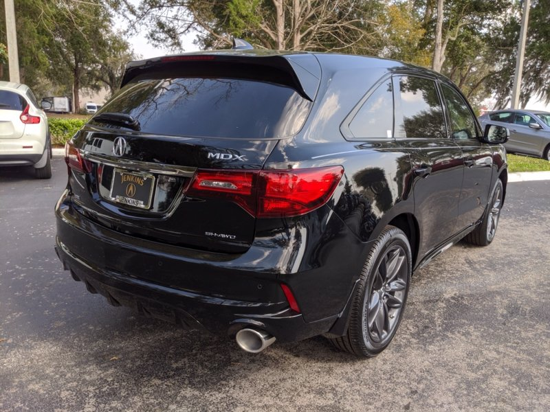 讴歌mdx,黑武士,很有档次的豪华中大型suv,气势不输奥迪q7