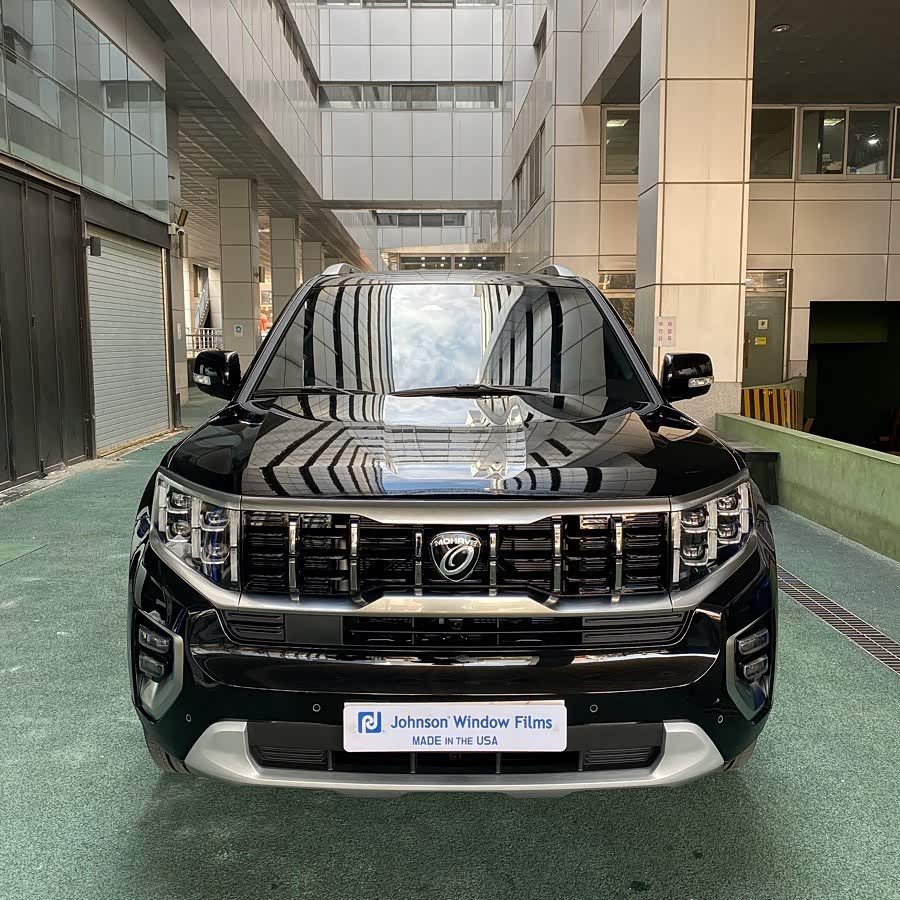 全新起亚霸锐海外实车 硬派野性外观 豪华舒适内饰