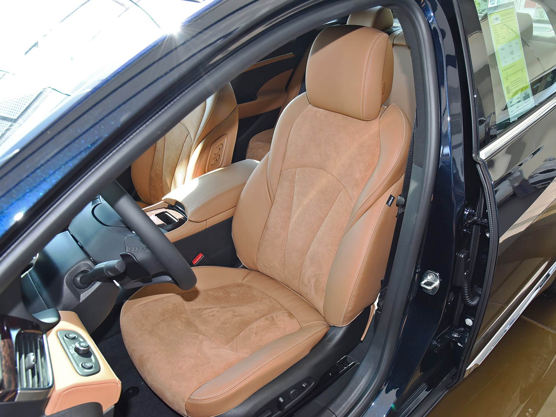 别克君越也像君威那样热血吗?不!又大,又快,又稳才是它的使命