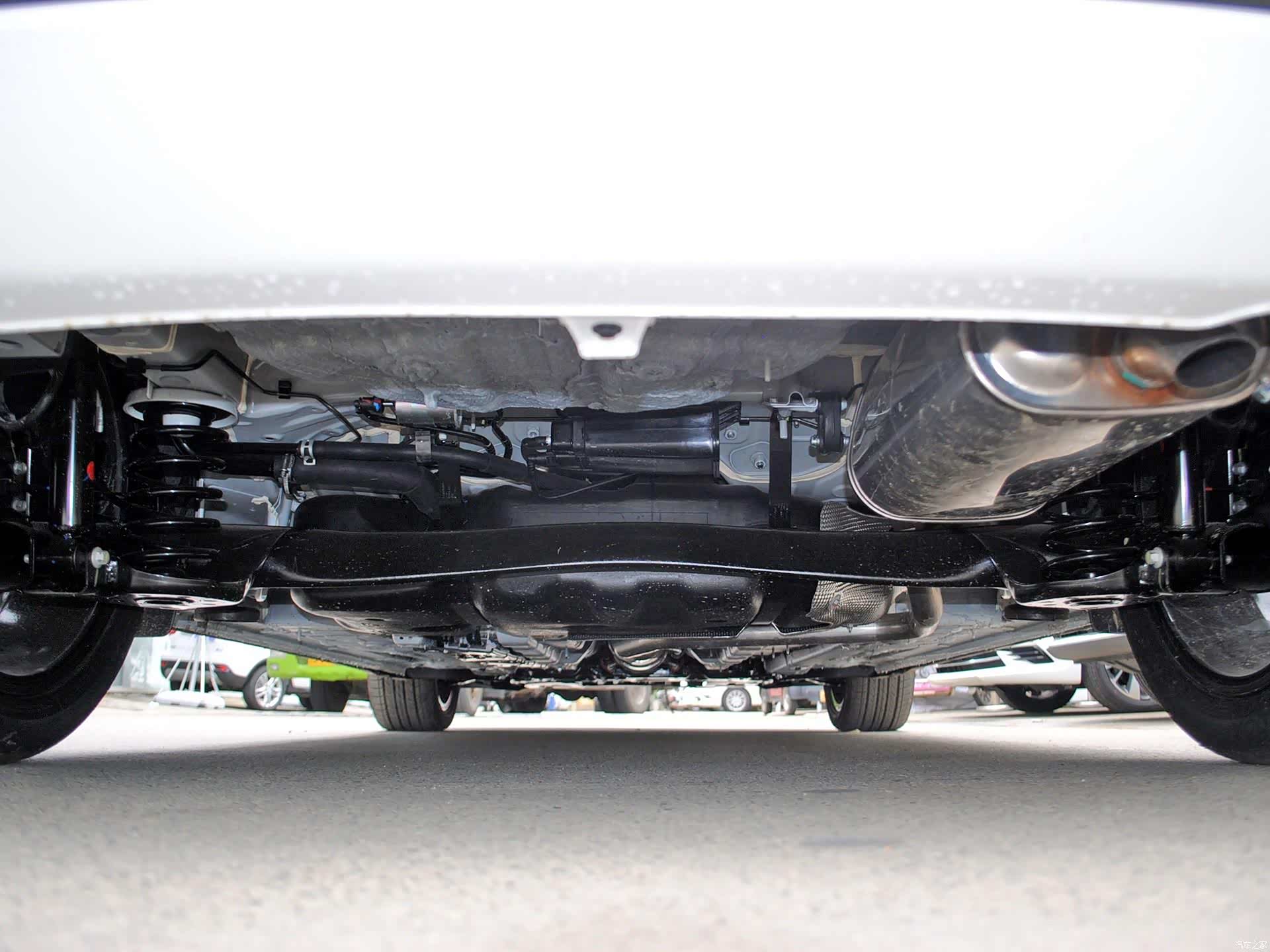 与此同时,优秀的nvh(噪声,振动与声振粗糙度)和底盘调教,使逸动xt得到