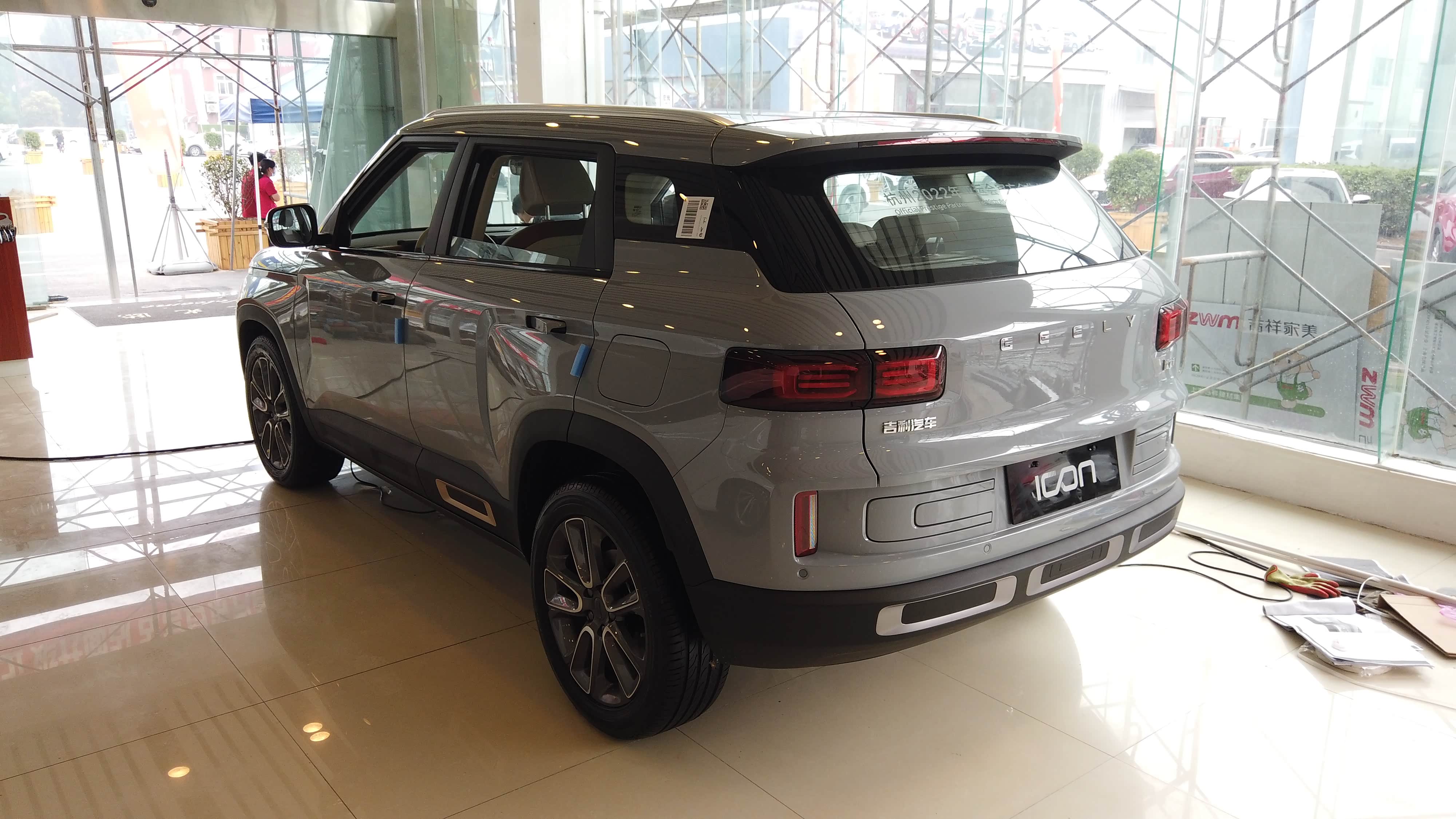 【到店实拍】充满未来感的吉利icon 还是个全能选手