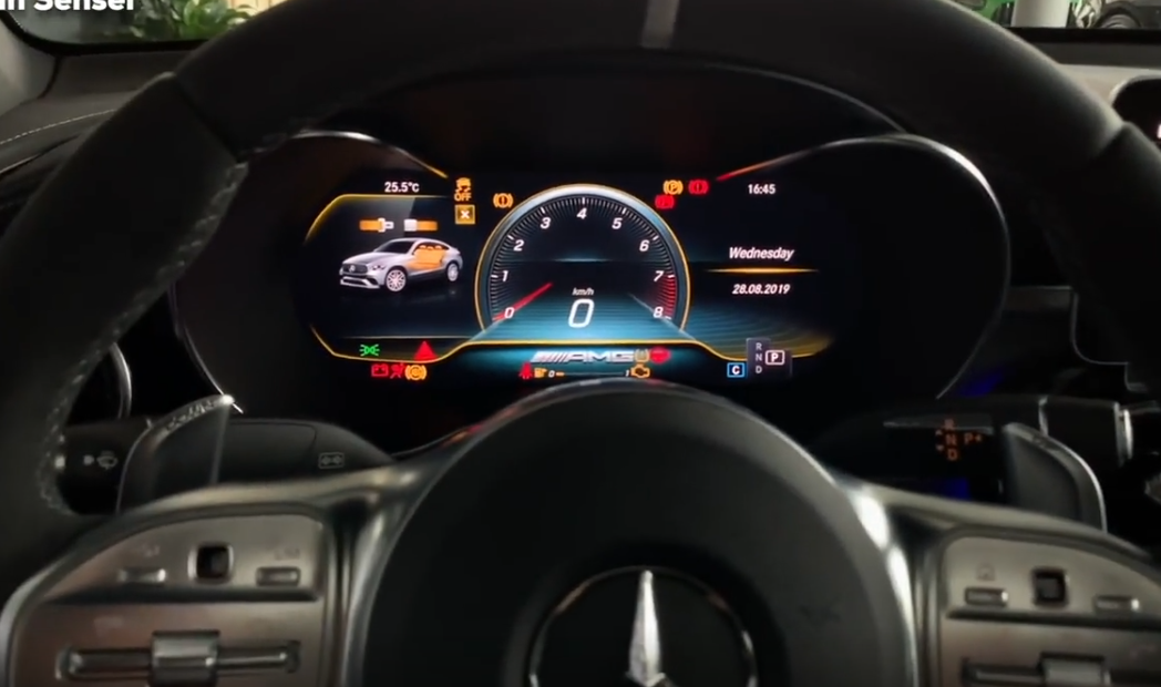 2020款 梅赛德斯amg c63 s  仪表盘细节展示