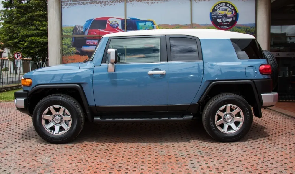 丰田fj酷路泽,潮流个性的风格,网友:爱了爱了