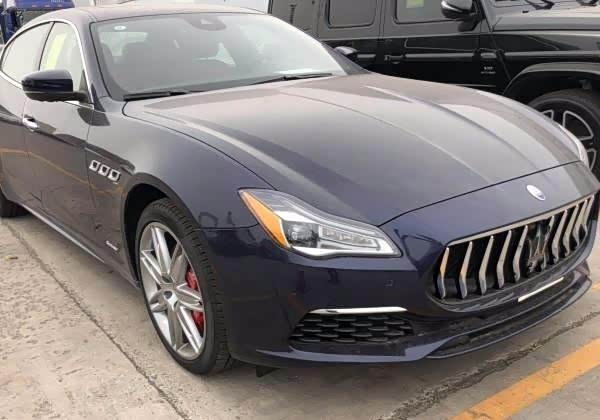 19款加长版玛莎拉蒂外观修长动人动力强悍霸道