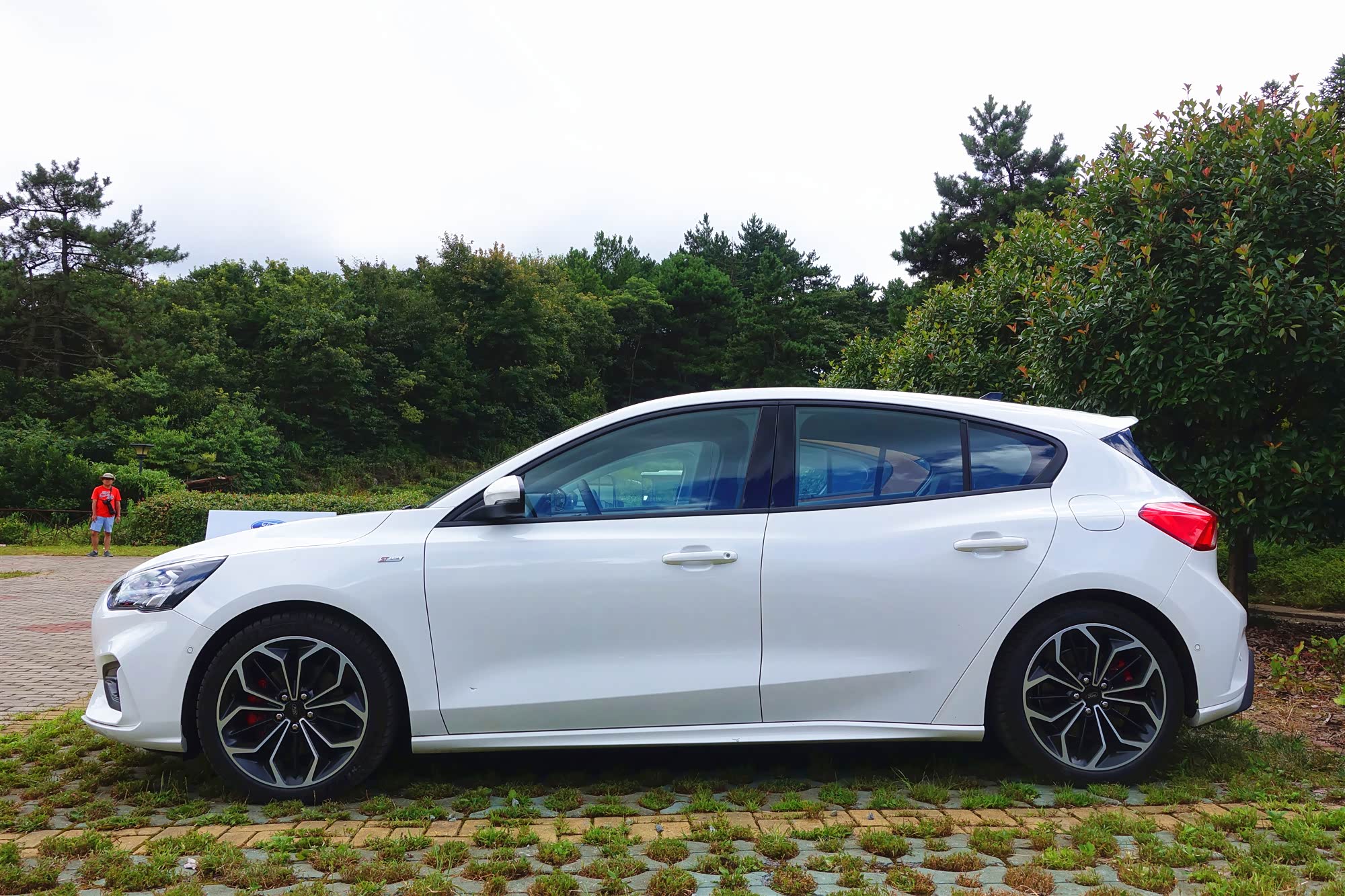 试驾全新福克斯active