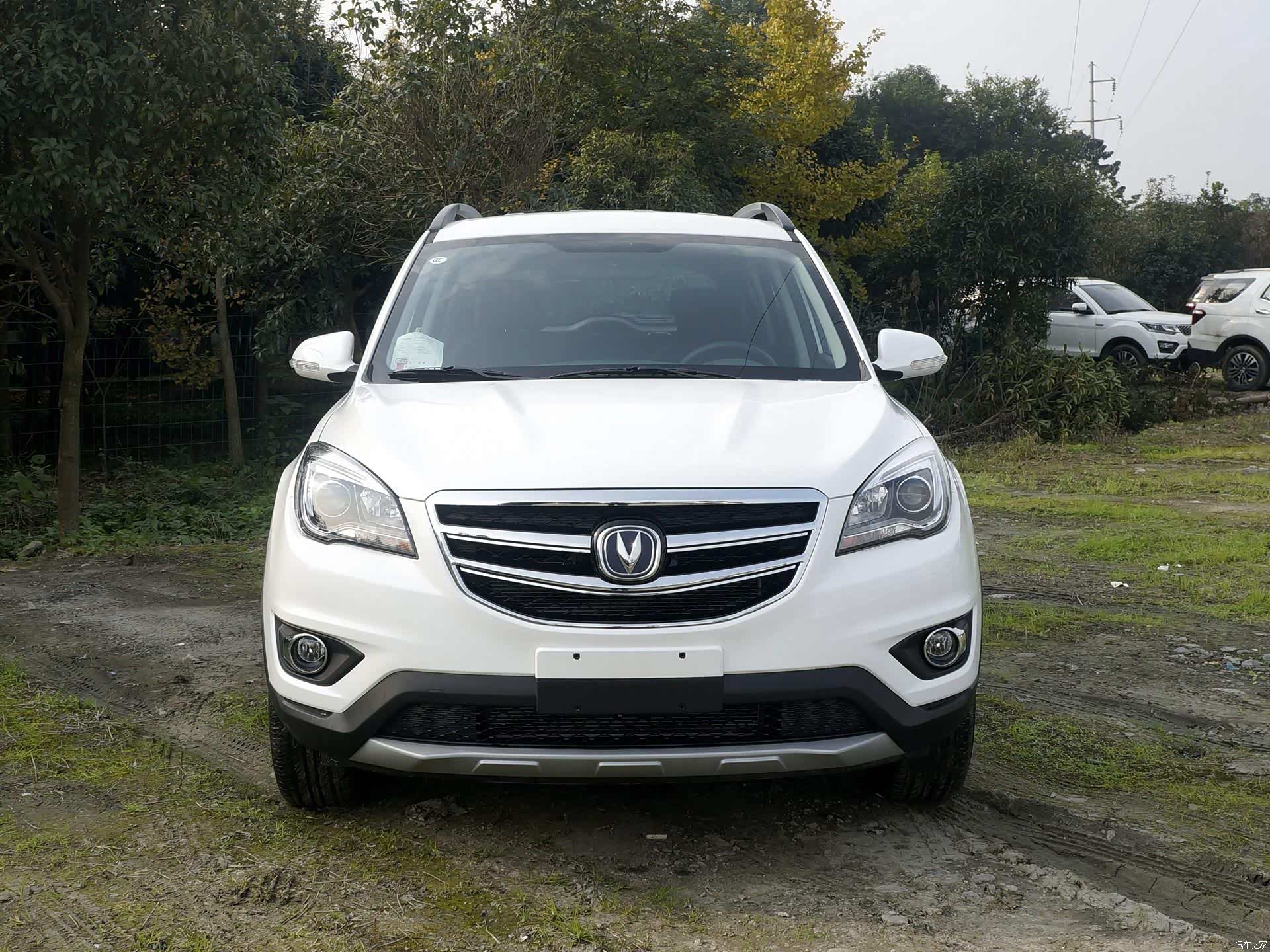 长安cs35 中山地区最高优惠0.5万,购车赠送3000元礼包