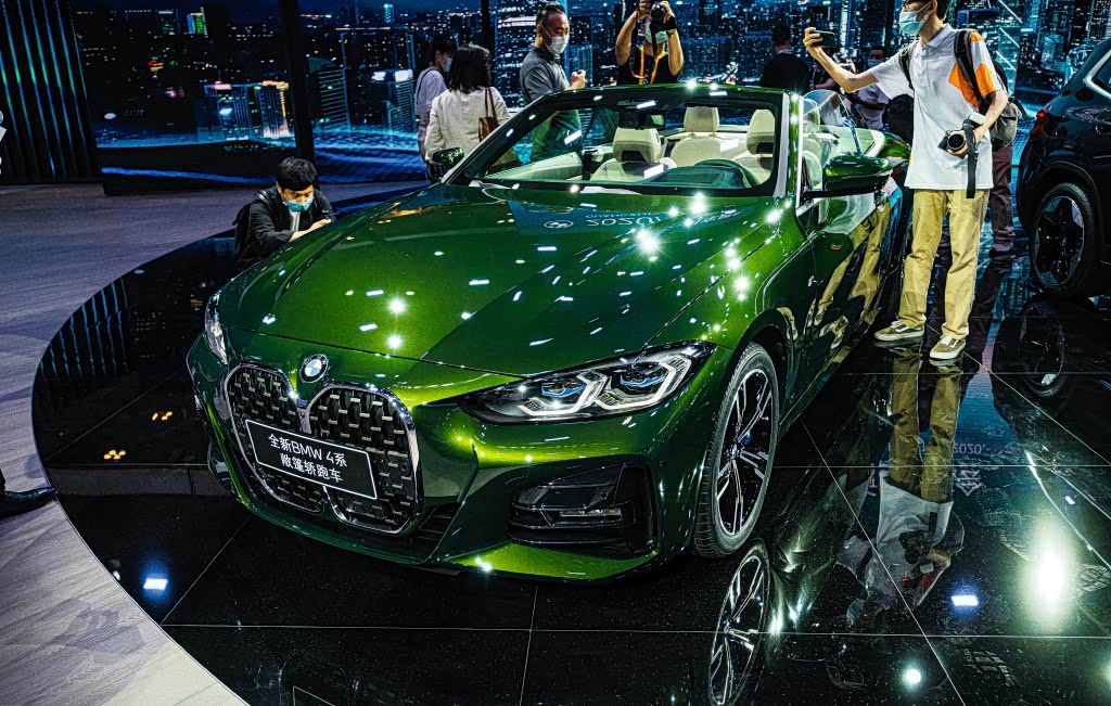 2020年广州车展全新宝马430i敞篷m曜夜版实车亮相