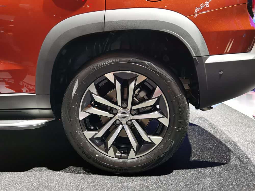 硬派越野斗牛犬哈弗大狗亮相成都车展