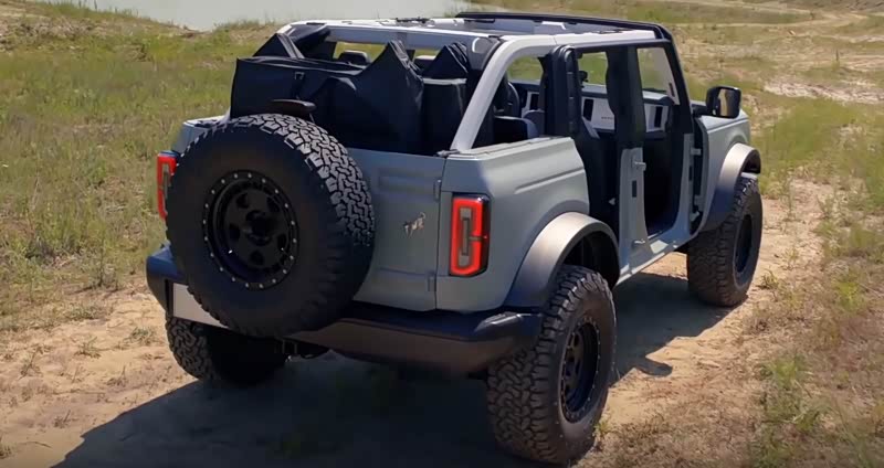 非承载车身三把锁硬派越野车大玩具福特全新bronco解析