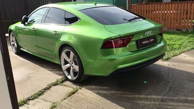 实拍奥迪a7这颜值完美驾驭绿色车身.