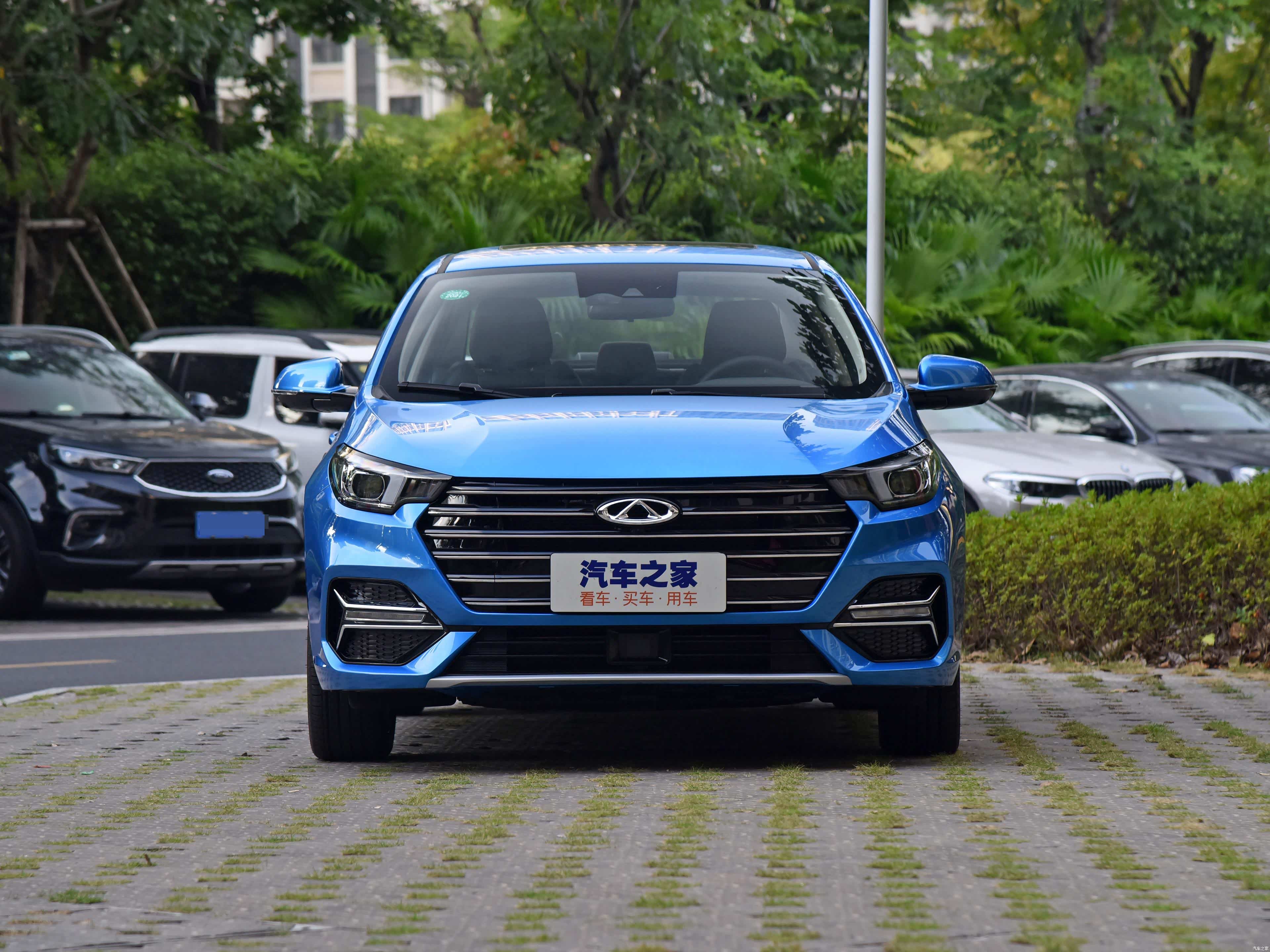 奇瑞艾瑞泽5 plus 正式上市 两种外观 满足不同用户群体