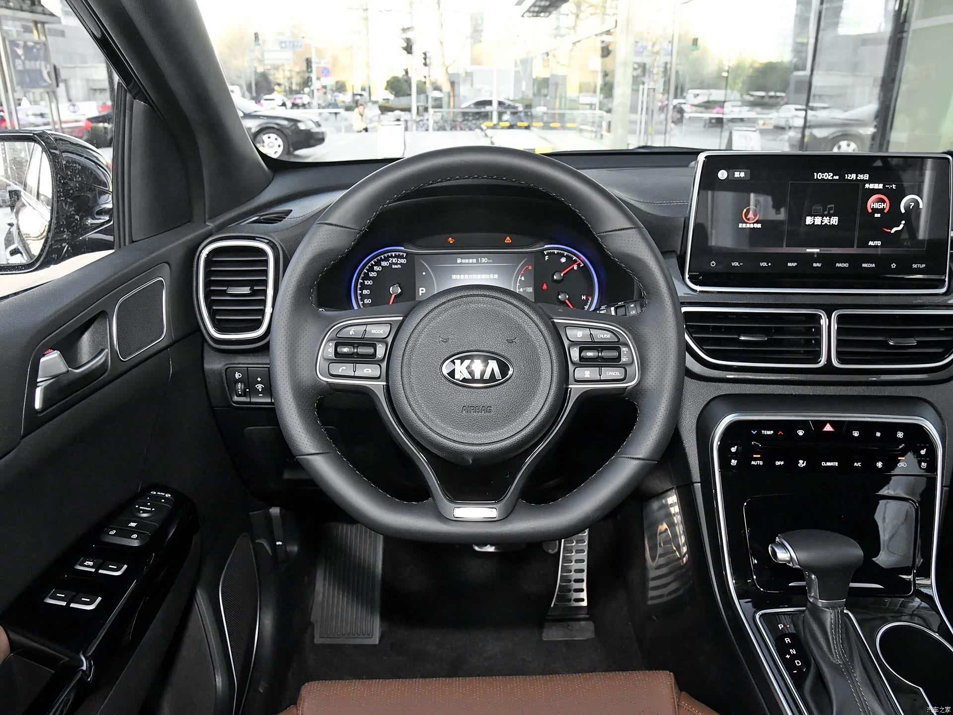 起亚kx5,外观设计好看,值得一看!