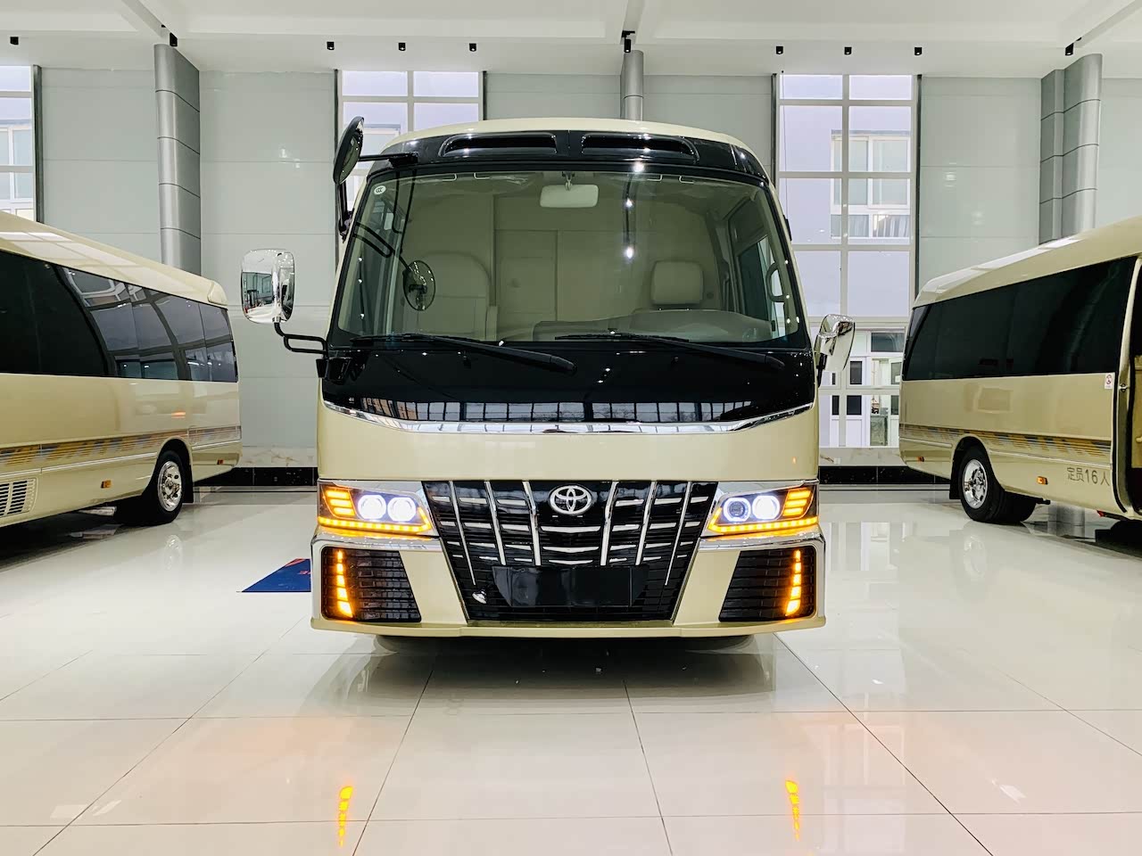 丰田巴士考斯特报价 丰田考斯特6座价格