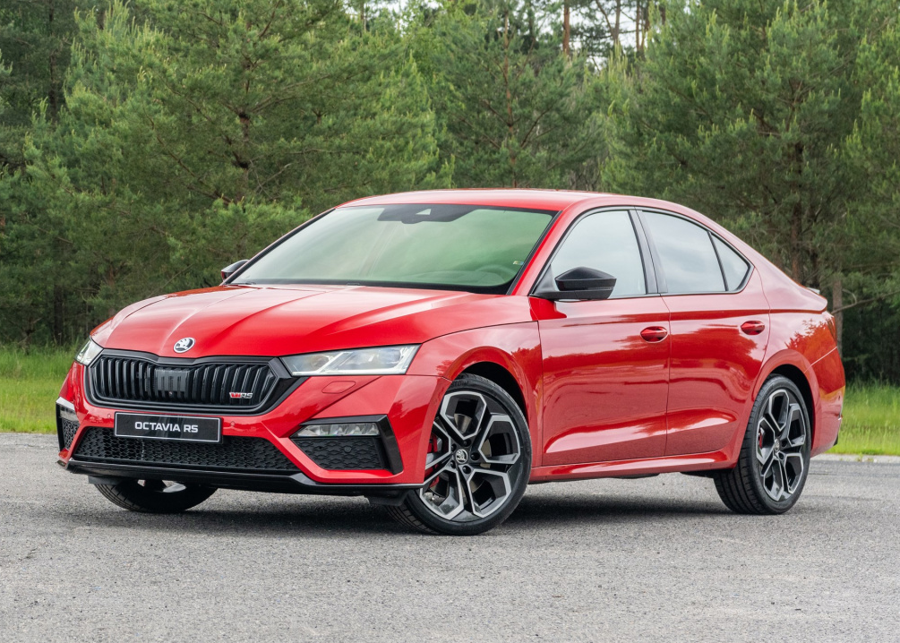 斯柯达新款明锐rs发布,6.7秒破百,极速250km/h