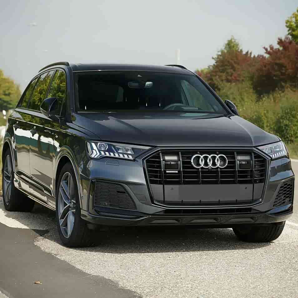 霸气运动的风格 新款奥迪q7海外实车街拍