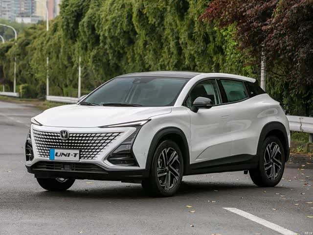 长安cs75买早了全新长安unit预售1159万雷克萨斯质感