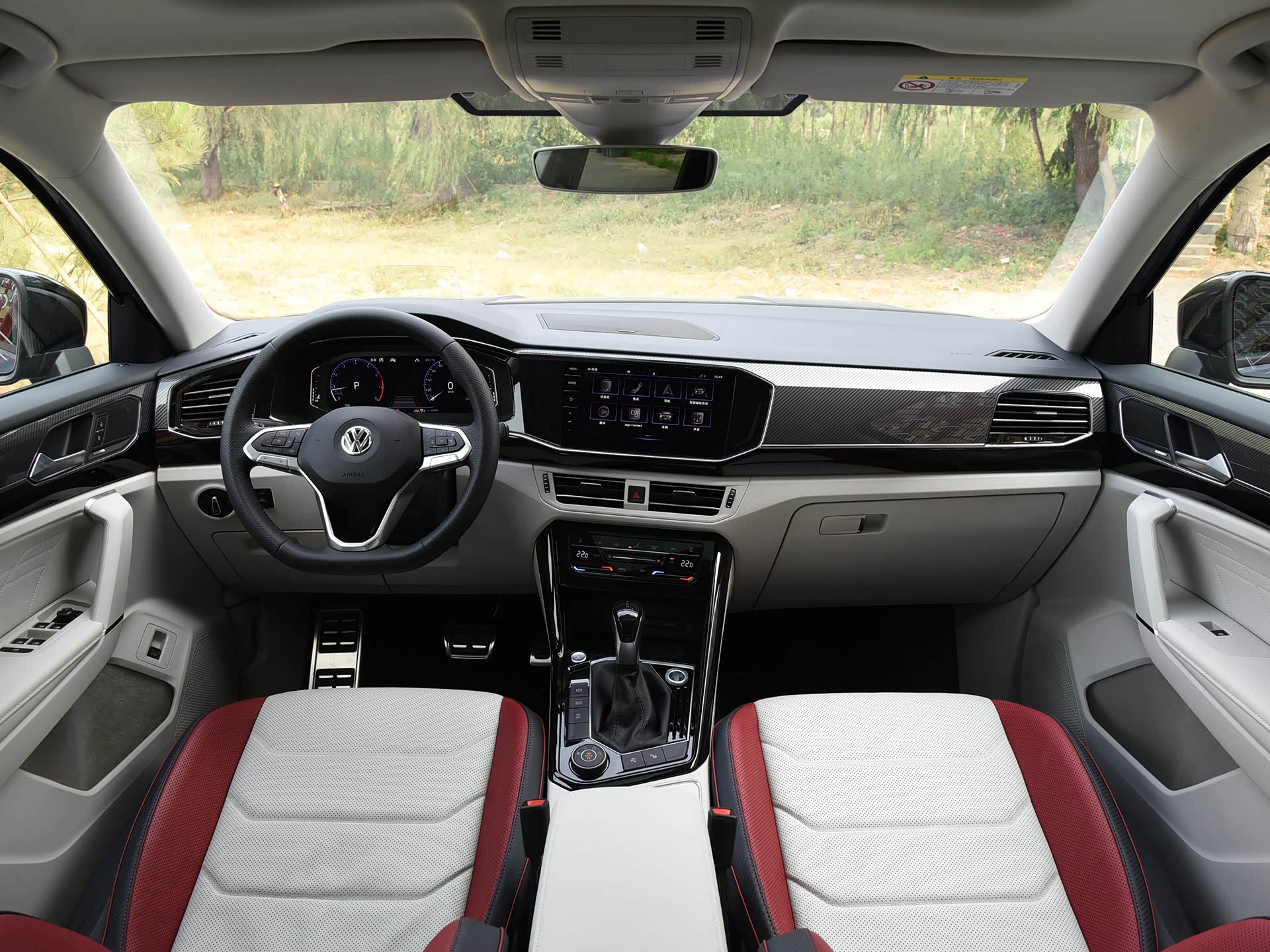 大众探岳x,搭载2.0t引擎,是不错的选择