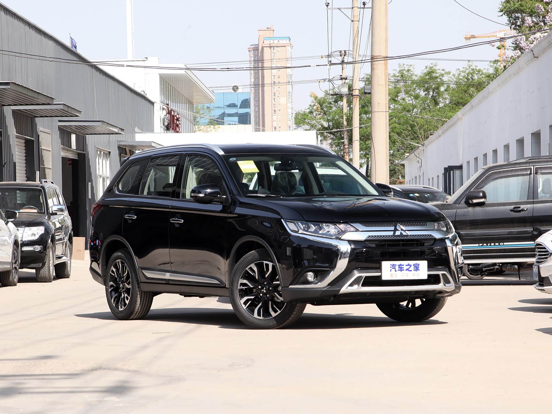 【购车手册】三菱欧蓝德哪一款车型最值得选购?