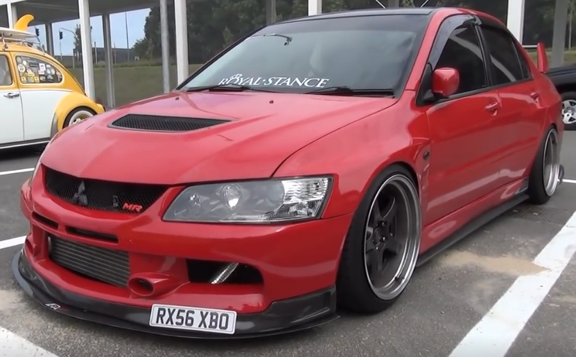 视频 国外街头实拍三菱evo 9和超高转速的马自达rx 7 车家号 汽车之家