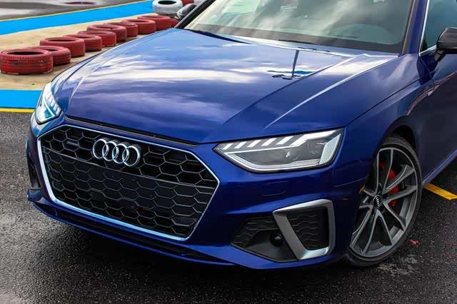 德系同级运动最优生——奥迪a4l 45 quattro