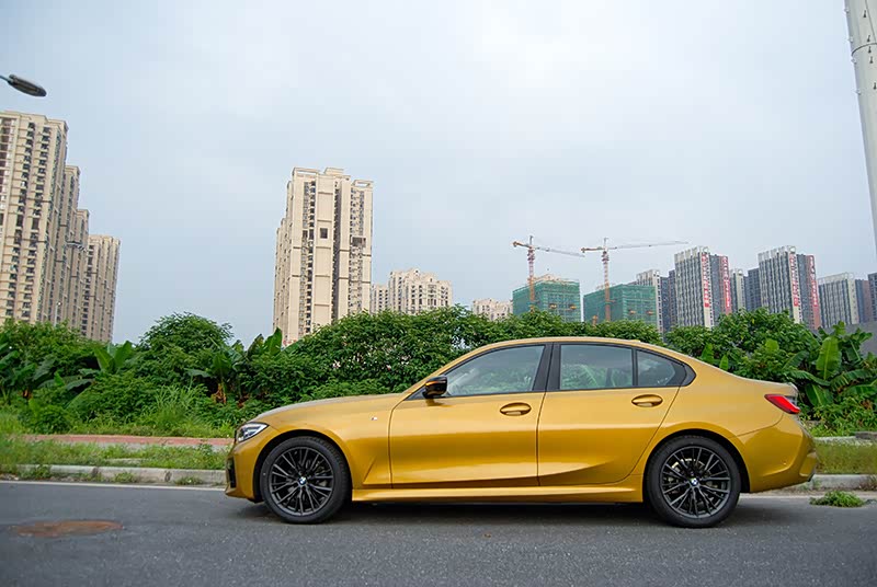 后浪试驾2020款325im运动曜夜套装