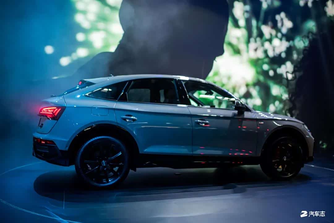 黑标奥迪,帅的一批!全新q5l sportback全球首发