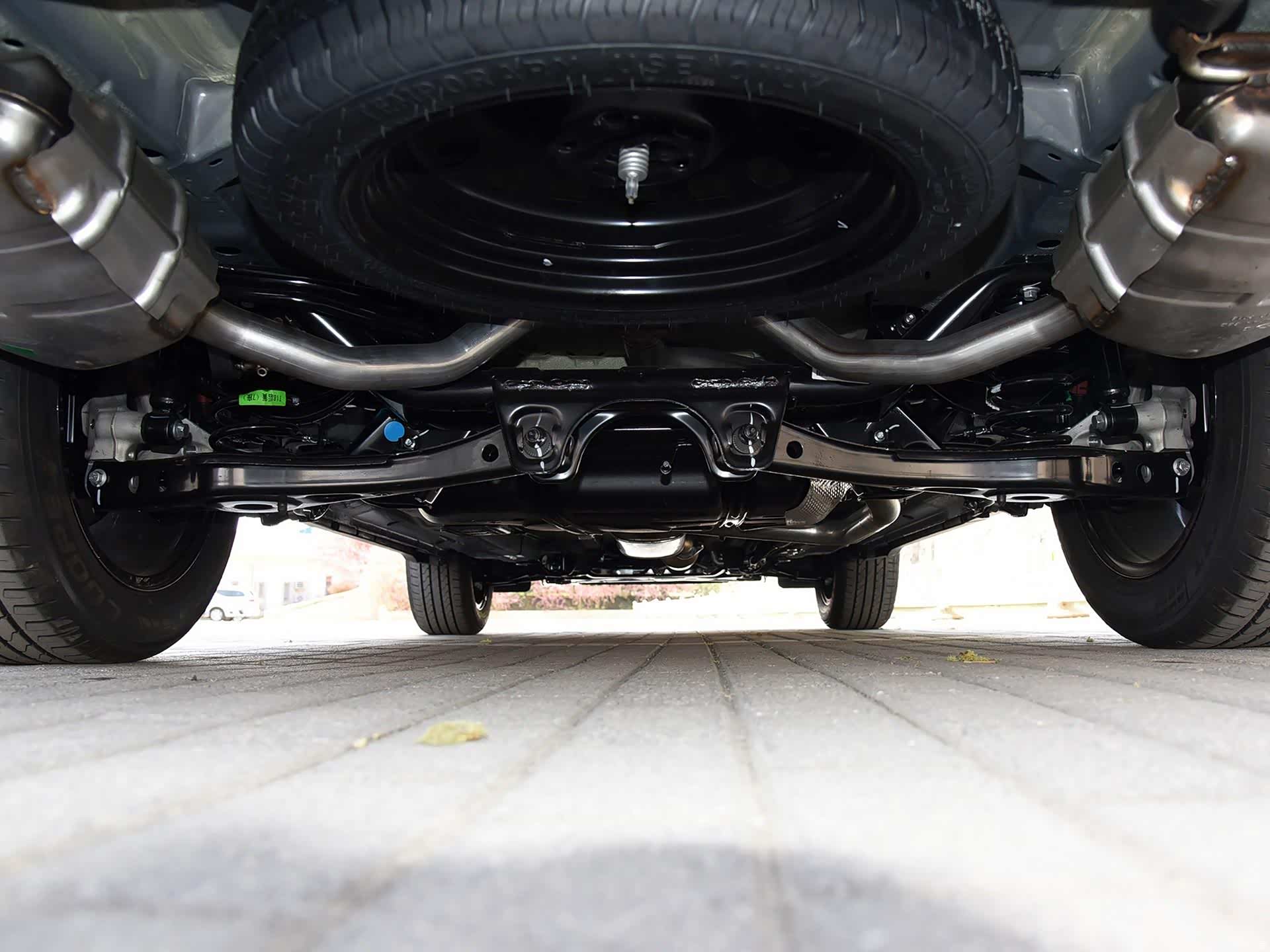 与此同时,优秀的nvh(噪声,振动与声振粗糙度)和底盘调教,使瑞虎8得到