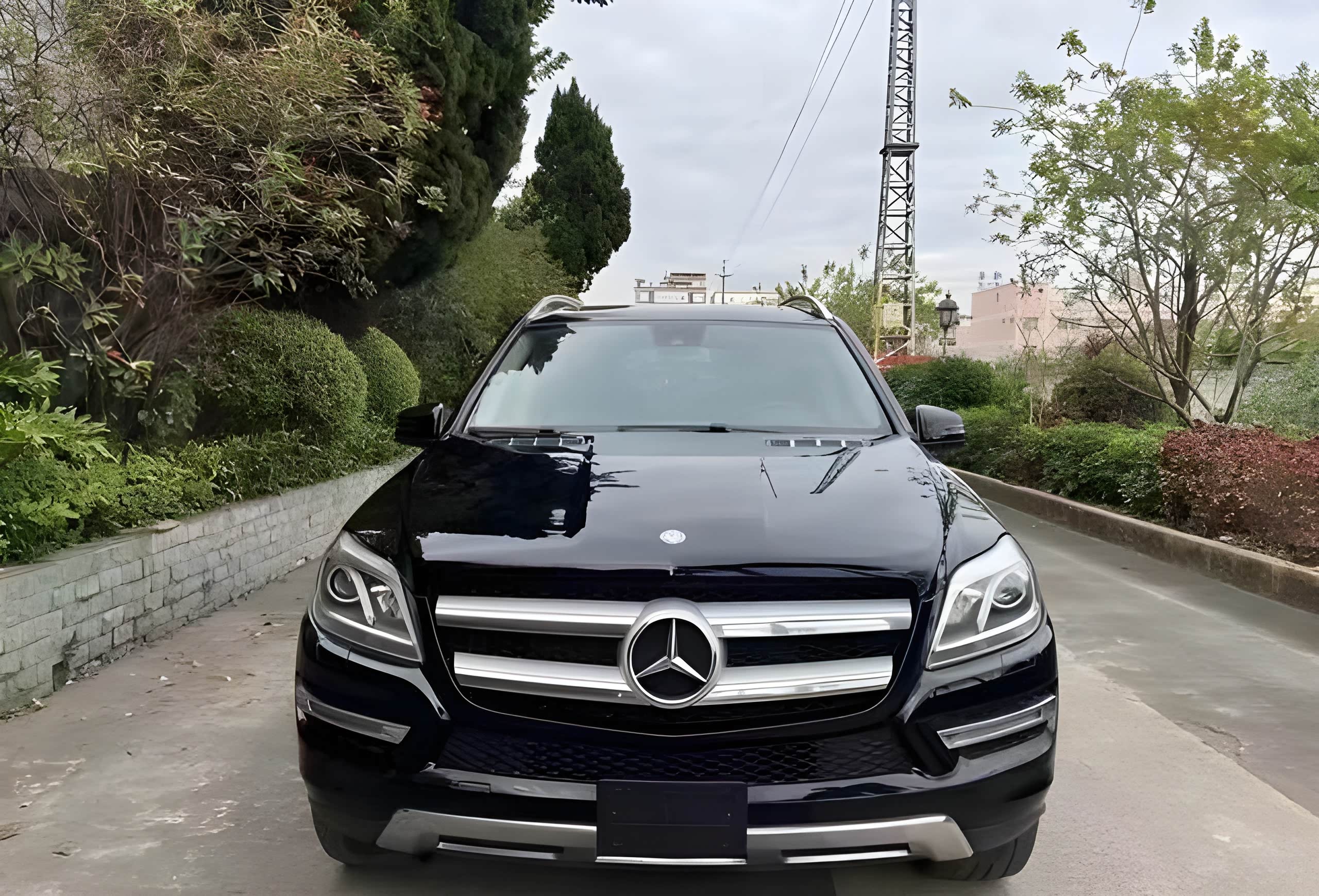 16款奔驰gl450全款15.5万,全尺寸豪华suv,品牌魅力势不可当