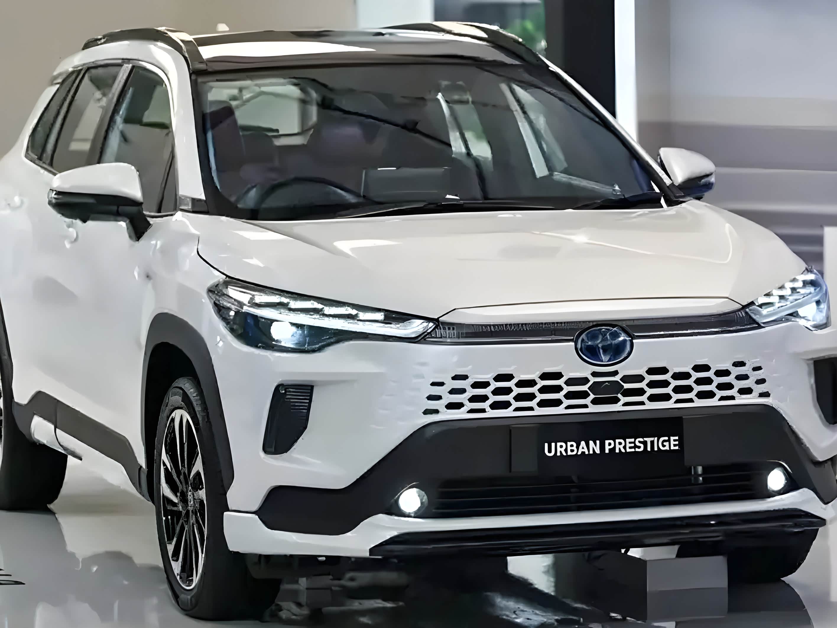 中期改款卡罗拉cross:180马力引擎,打造舒适与科技的驾乘体验