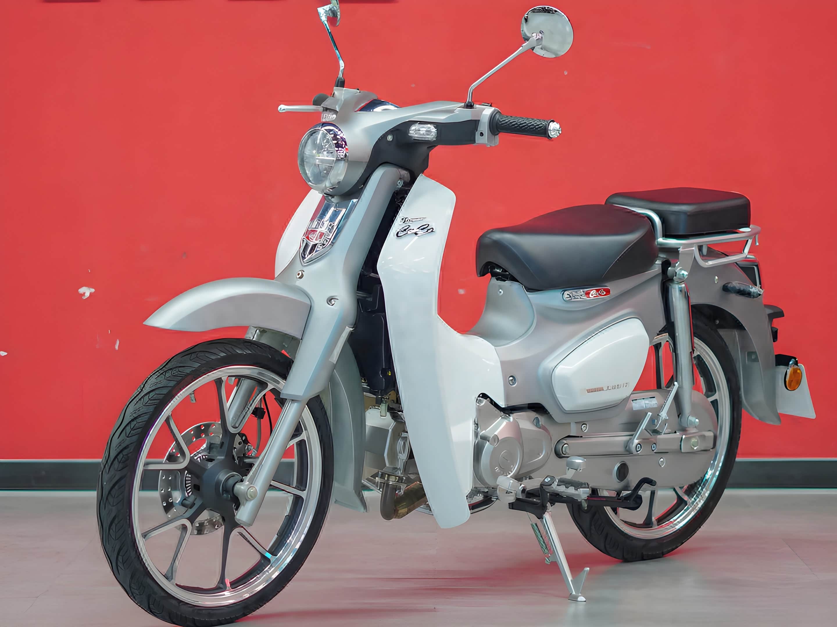 直降2400元!复古弯梁竞争如此激烈,嘉陵super coco售价7580元