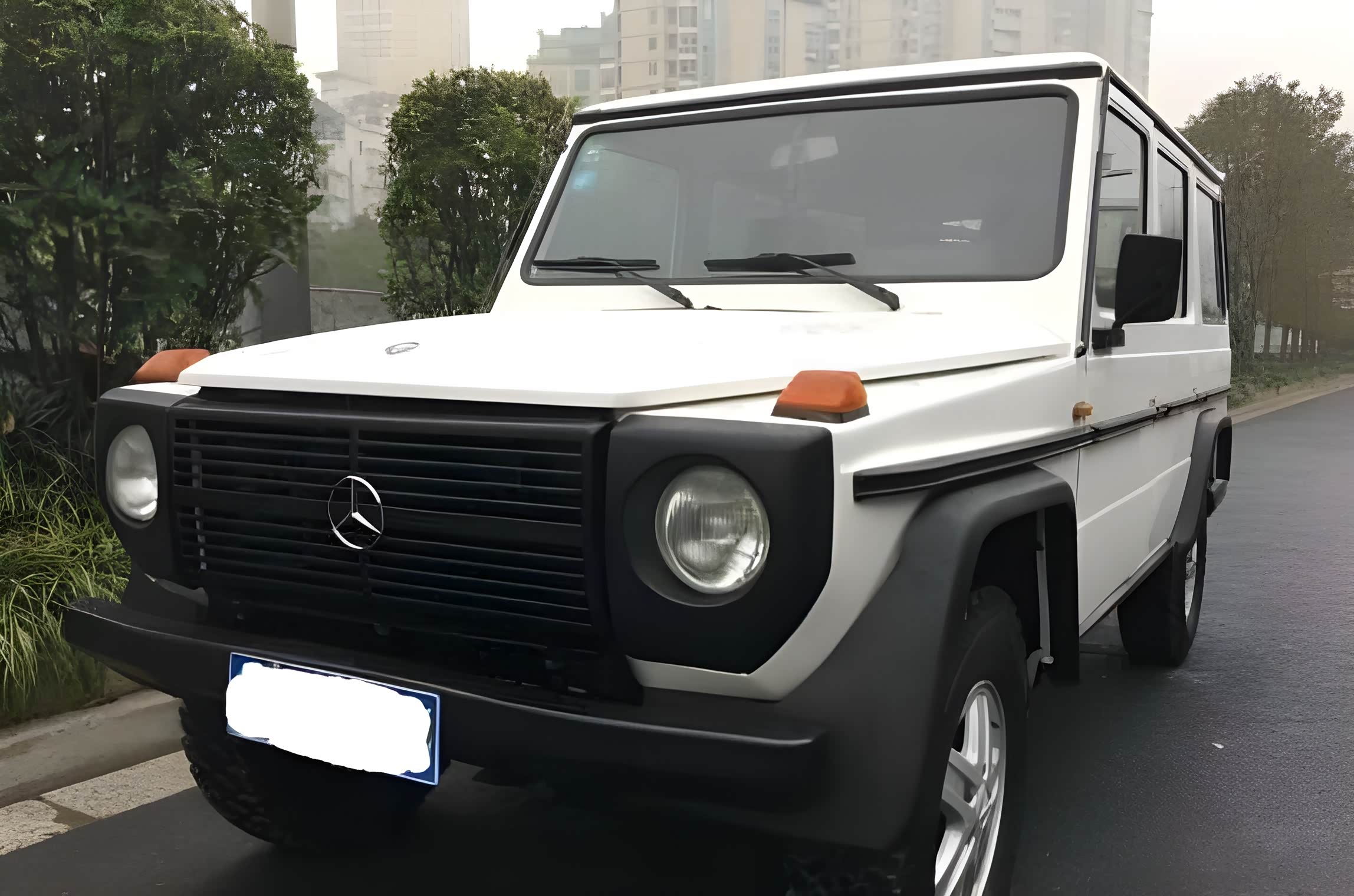1991年花重金买奔驰g230,28年翻修两次,如今车主偶尔还开它上路