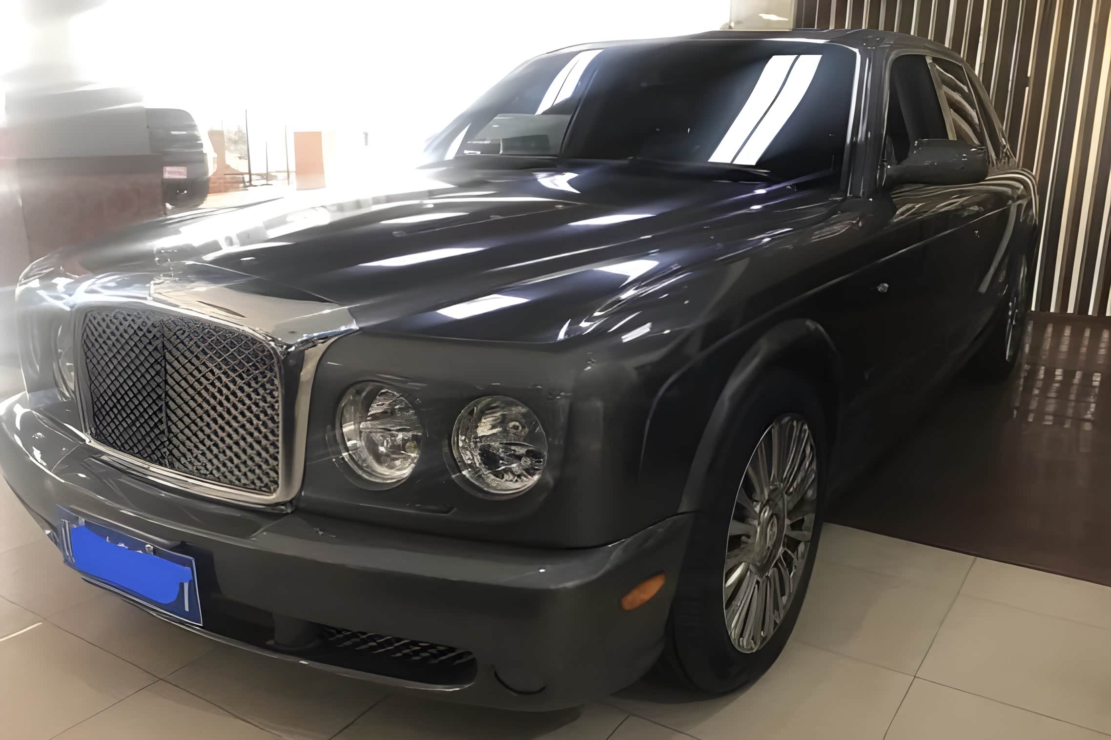 07年花1200万的宾利雅致728,如今1.3折卖,等了好久才有商家接手