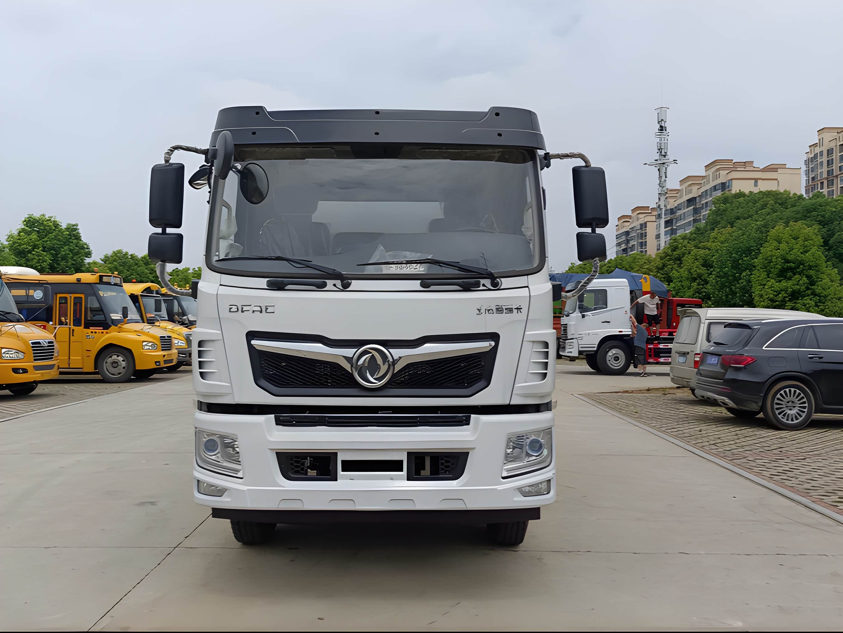 东风12吨雾炮洒水车