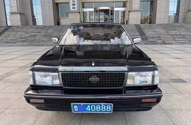 山东遇1993款日产公爵王Y31,金丝绒座椅,优雅别致,当年60万元_车家号_发现车生活_汽车之家