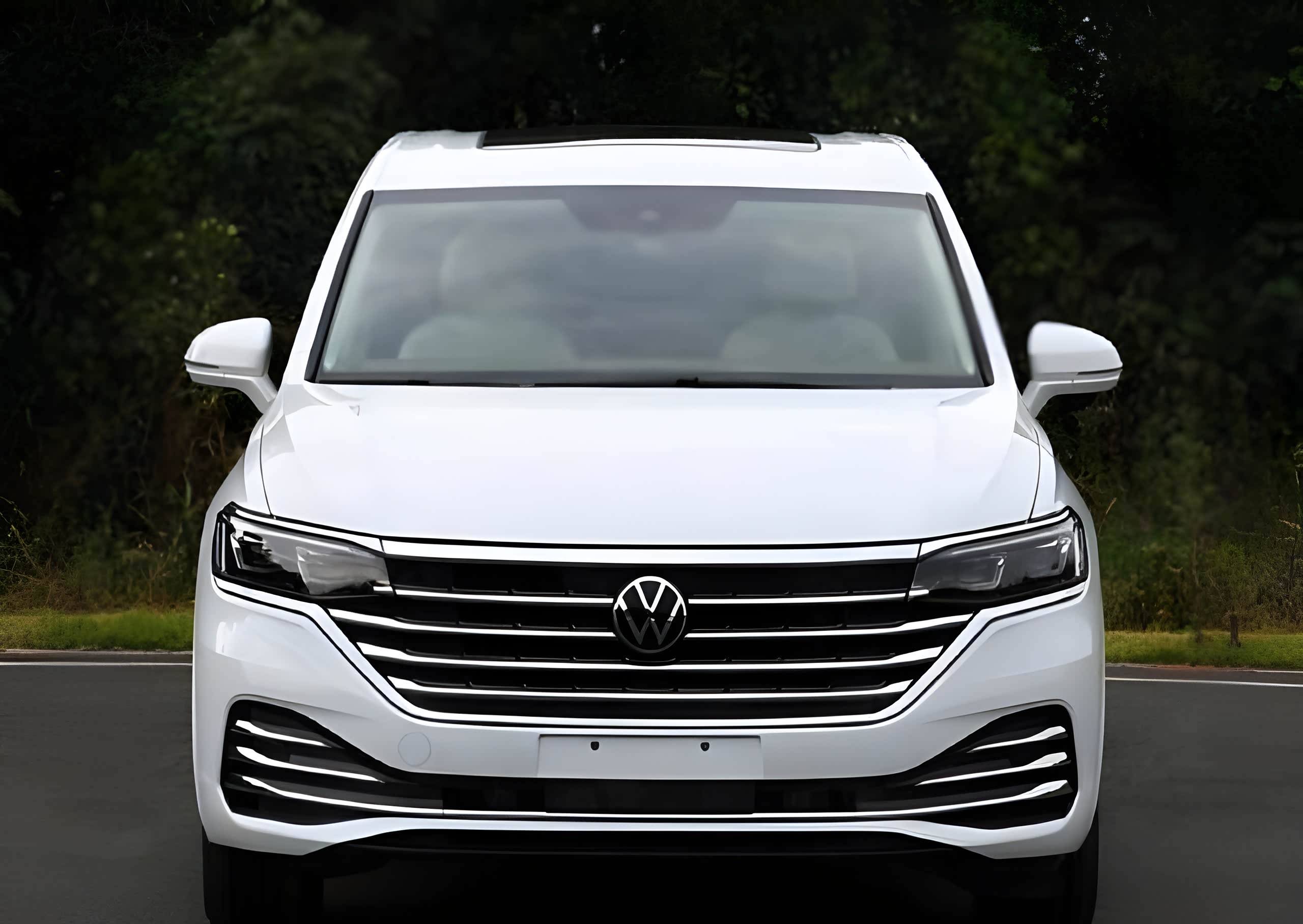 的广州车展上正式首发,而这次的申报图则是展示了更多的具体参数信息