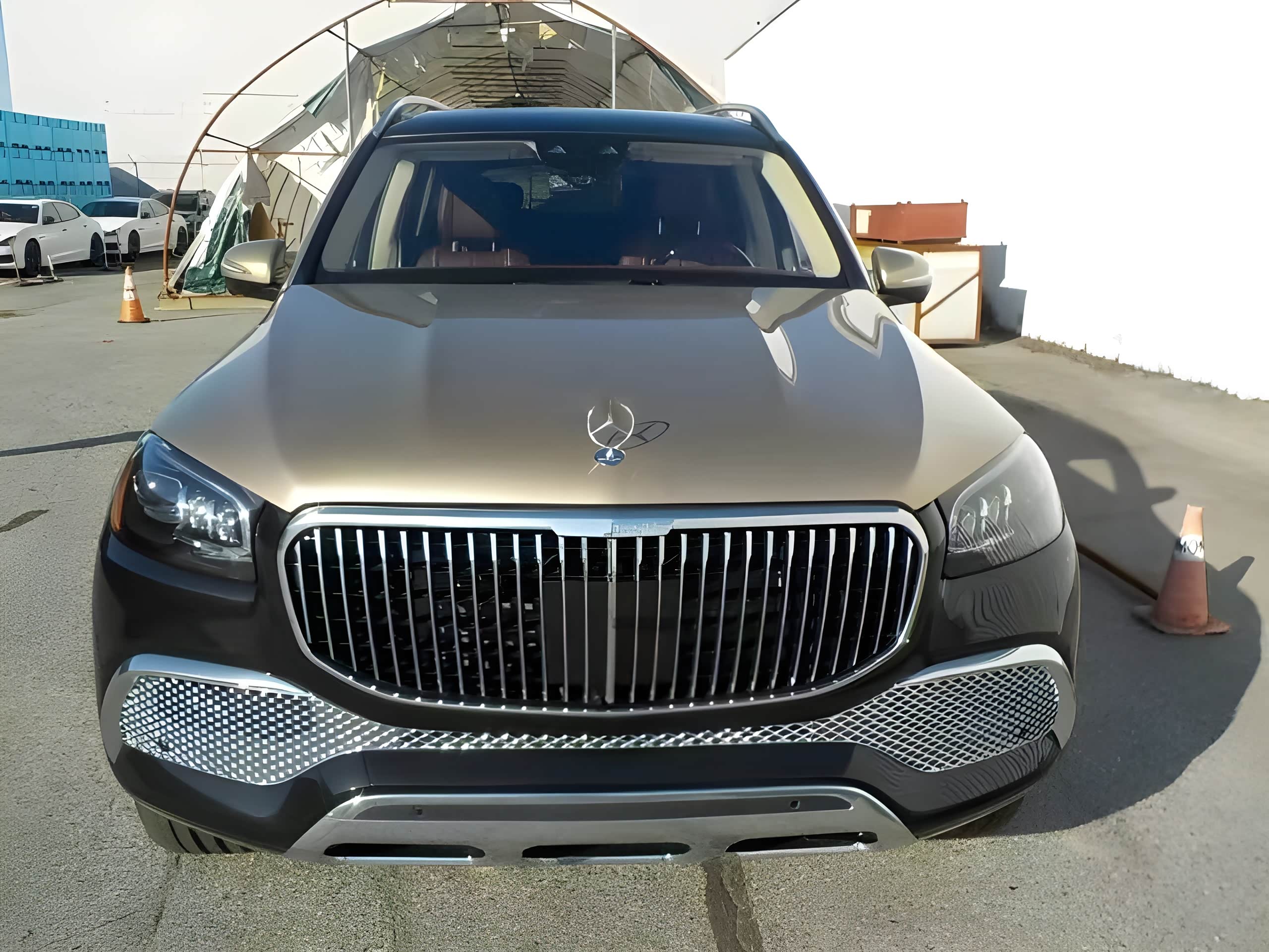 24款奔驰迈巴赫gls600 抵税神器210万起