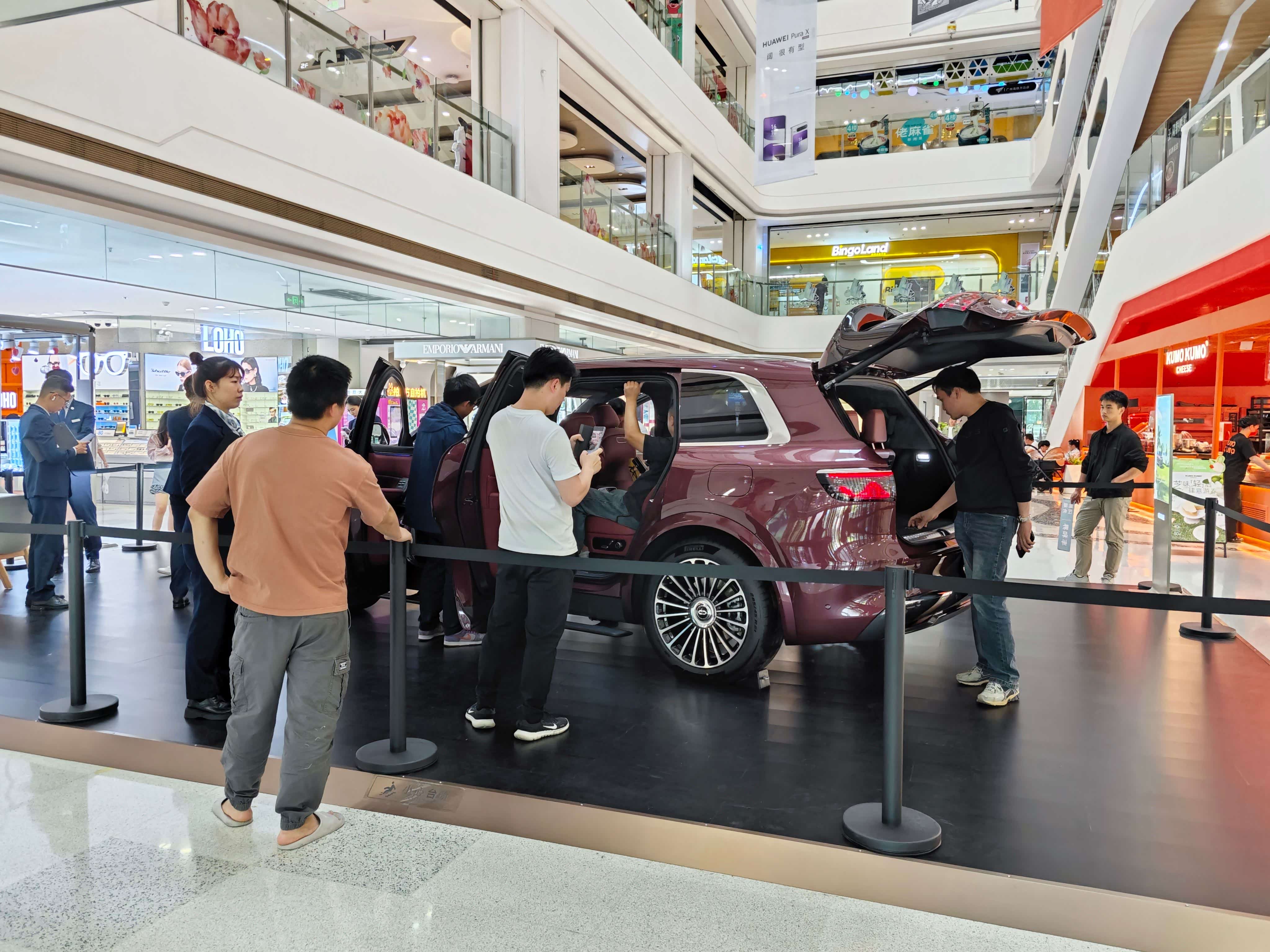 问界M8订单30天破10万!探店后我知道了它的爆火原因_车家号_发现车生活_汽车之家
