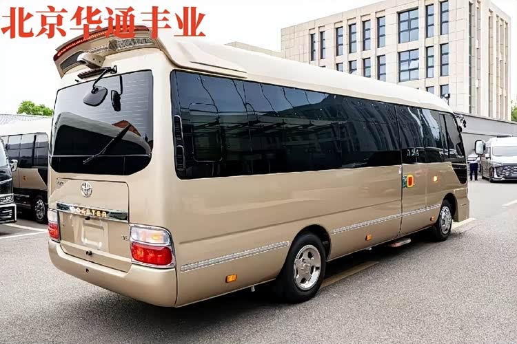 丰田考斯特12座价格及配置详解:商务出行首选_车家号_发现车生活_汽车之家