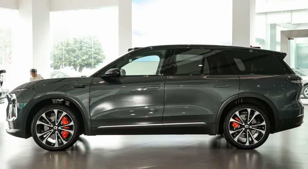 2024款蔚来ES8豪华新能源汽车评测_蔚来ES8外观内饰设计分析_蔚来es8