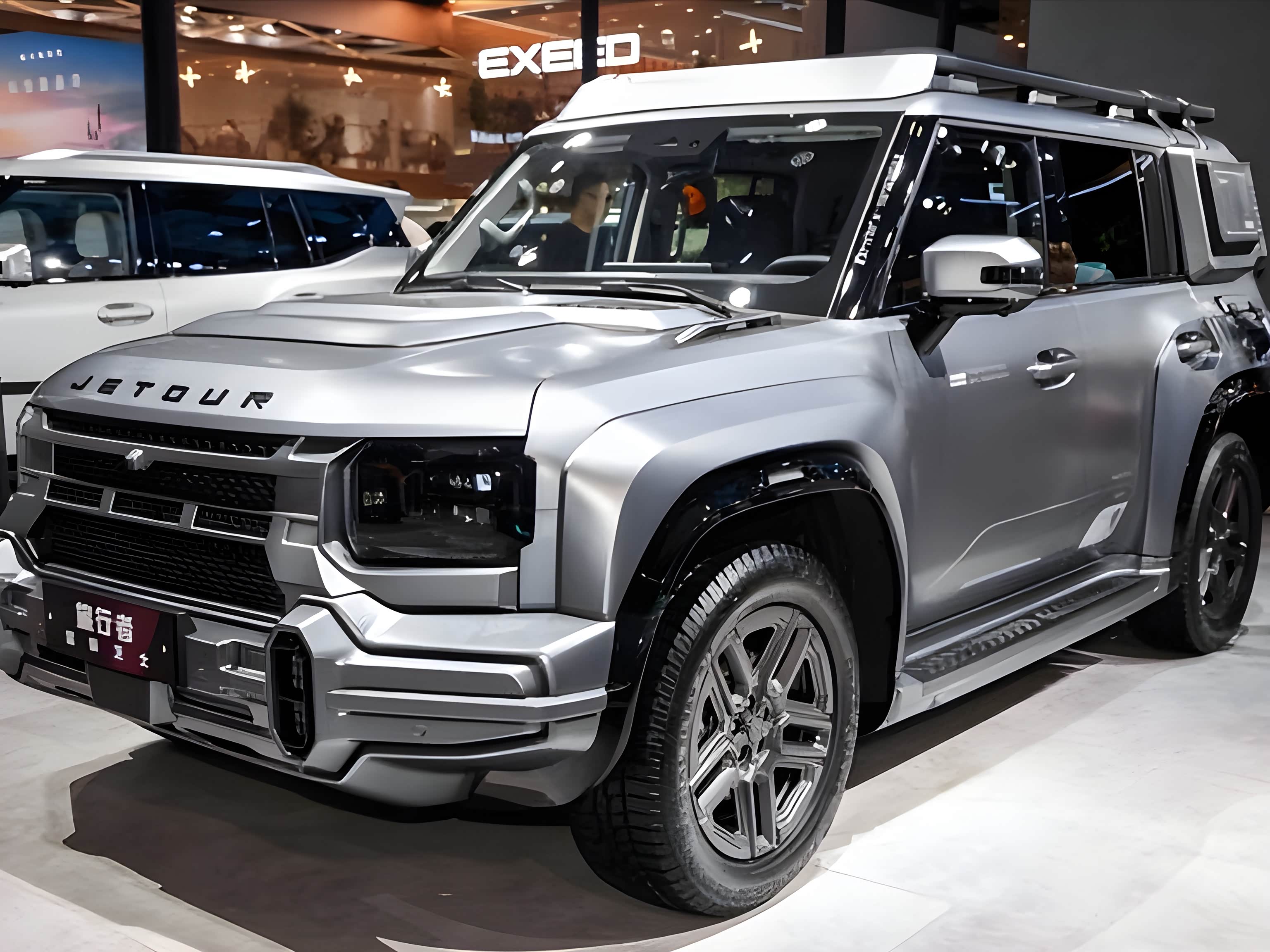 捷途Jetour T2上海车展实拍，搭载2.0T引擎与1.5L PHEV系统！_车家号_汽车之家