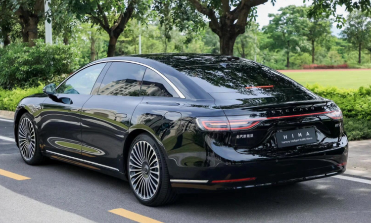 享界_享界S9实车图_华为ADS 3.0高阶智驾系统