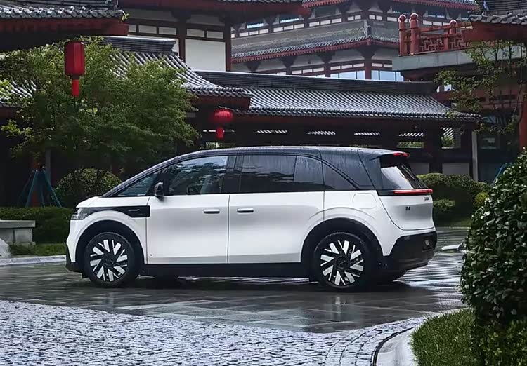 首款对开门式MPV快来了,预估起价不超15万,轴距超3米续航556Km_车家号_发现车生活_汽车之家