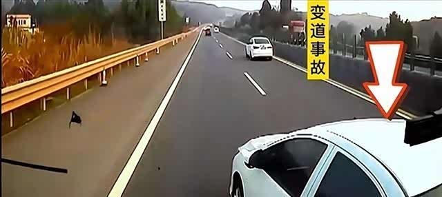 开车变道的5个驾驶技巧,正确的变道方法,能减少变道引发的事故_车家号_发现车生活_汽车之家
