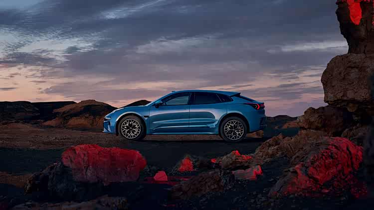 黑夜也能安然前行！25款极氪001，智驾让你出行无忧！_车家号_发现车生活_汽车之家