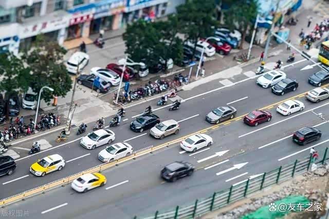 车被挡住出不来怎么办?交警:学会这4招,让挡路车主主动现身!_车家号_发现车生活_汽车之家