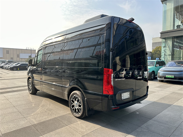 奔驰斯宾特七座豪华商务车,真正的陆地头等舱商务车_车家号_发现车生活_汽车之家