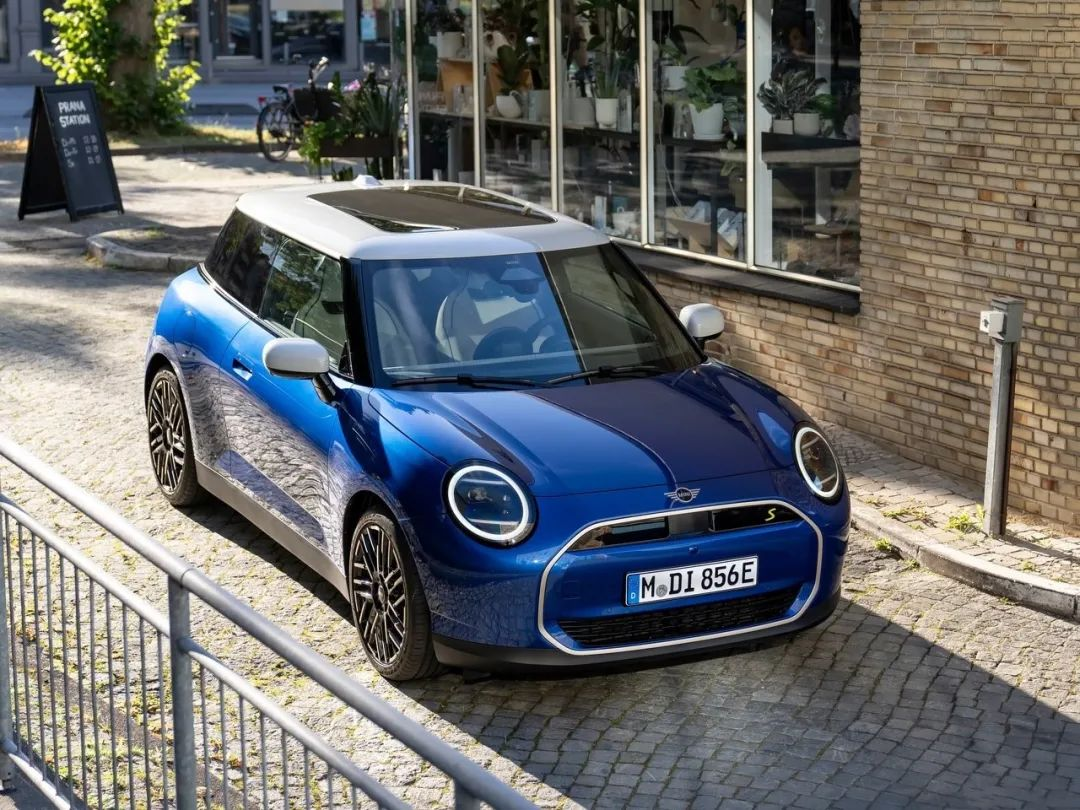 2025款极氪X、电动MINI 、大众ID.3谁的驾驶体验更惊艳？_车家号_发现车生活_汽车之家