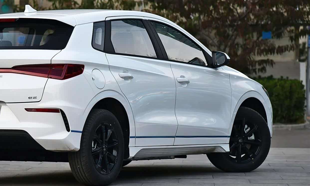 比亚迪大唐EV起售价2399万：全尺寸SUV、可闪充、最高续航近1000km伟德体育- 伟德体育官网- APP下载2026世界杯指定平台
